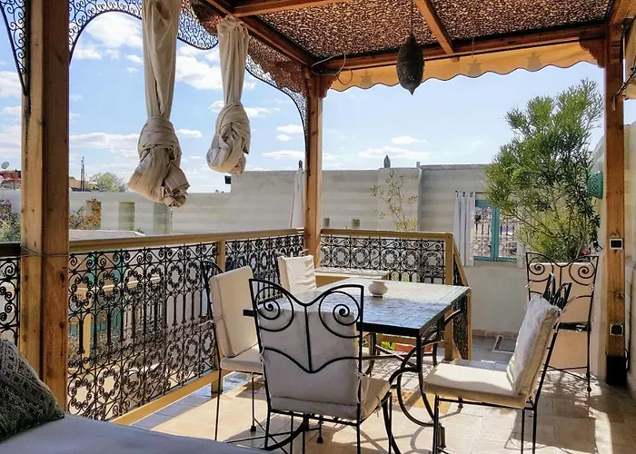 Riad LakLak la Tradition